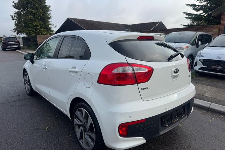 undefined Kia Rio fra 2016