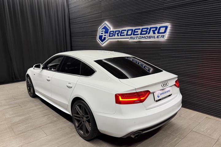 Hvid Audi A5 fra 2016