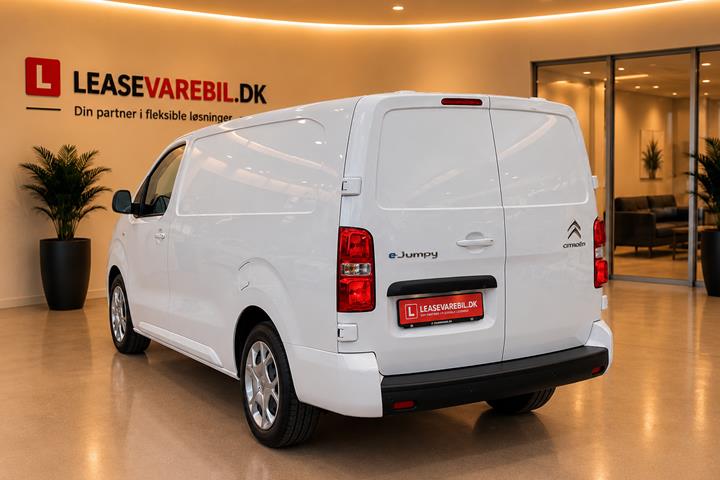 Hvid Citroën e-Jumpy fra 2023