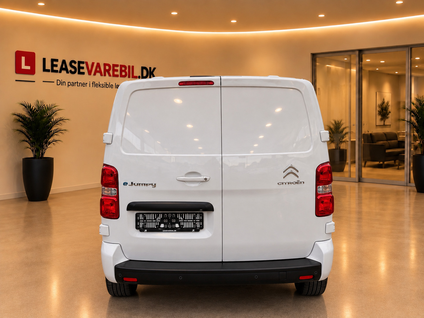 Hvid Citroën e-Jumpy fra 2023