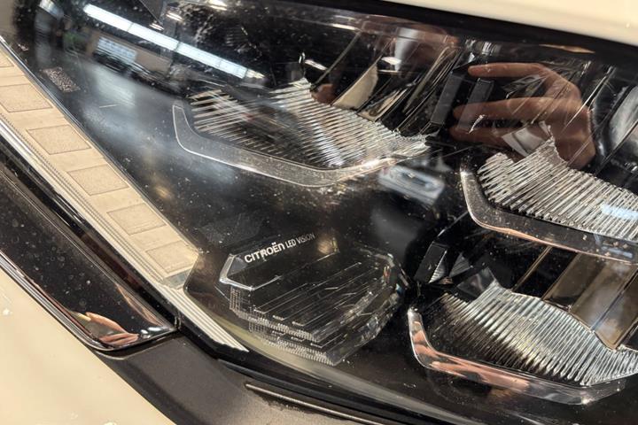 Hvid Citroën C4 fra 2021