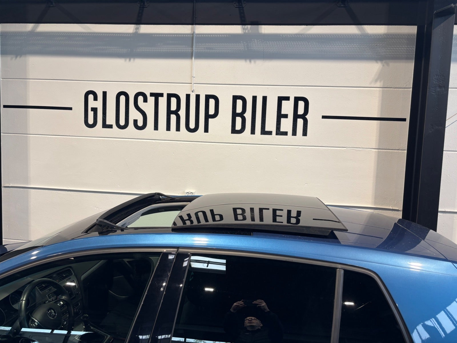Blå VW Golf VII fra 2016
