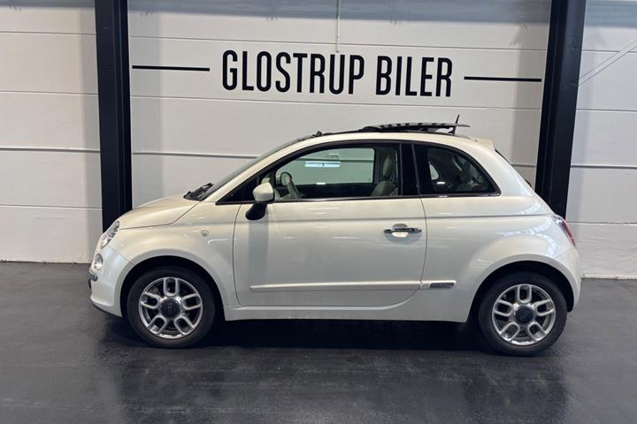 Hvid Fiat 500 fra 2014