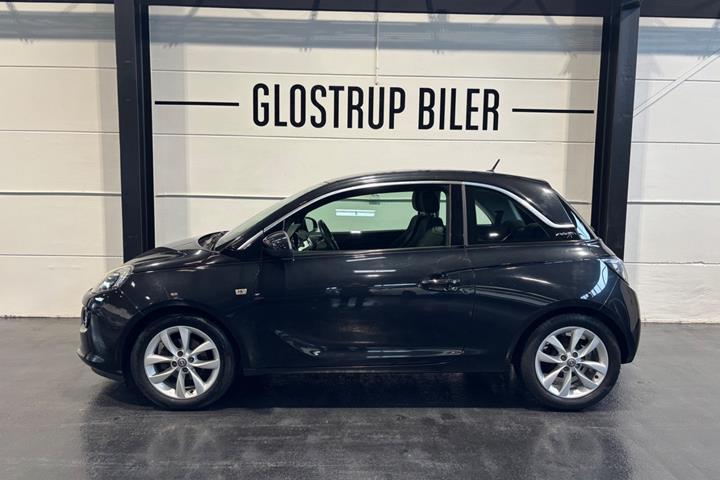 Sort Opel Adam fra 2013