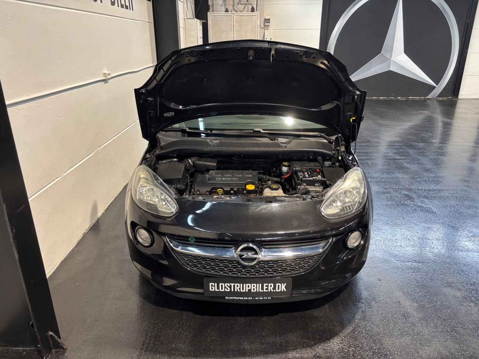 Sort Opel Adam fra 2013