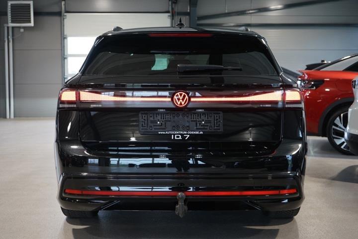 Sort VW ID.7 fra 2026