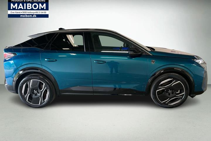 Grøn Peugeot e-3008 fra 2024