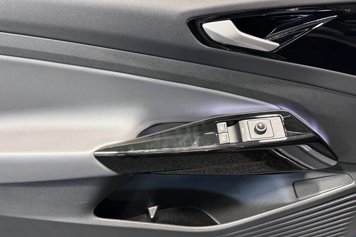 Grå VW ID.5 fra 2024