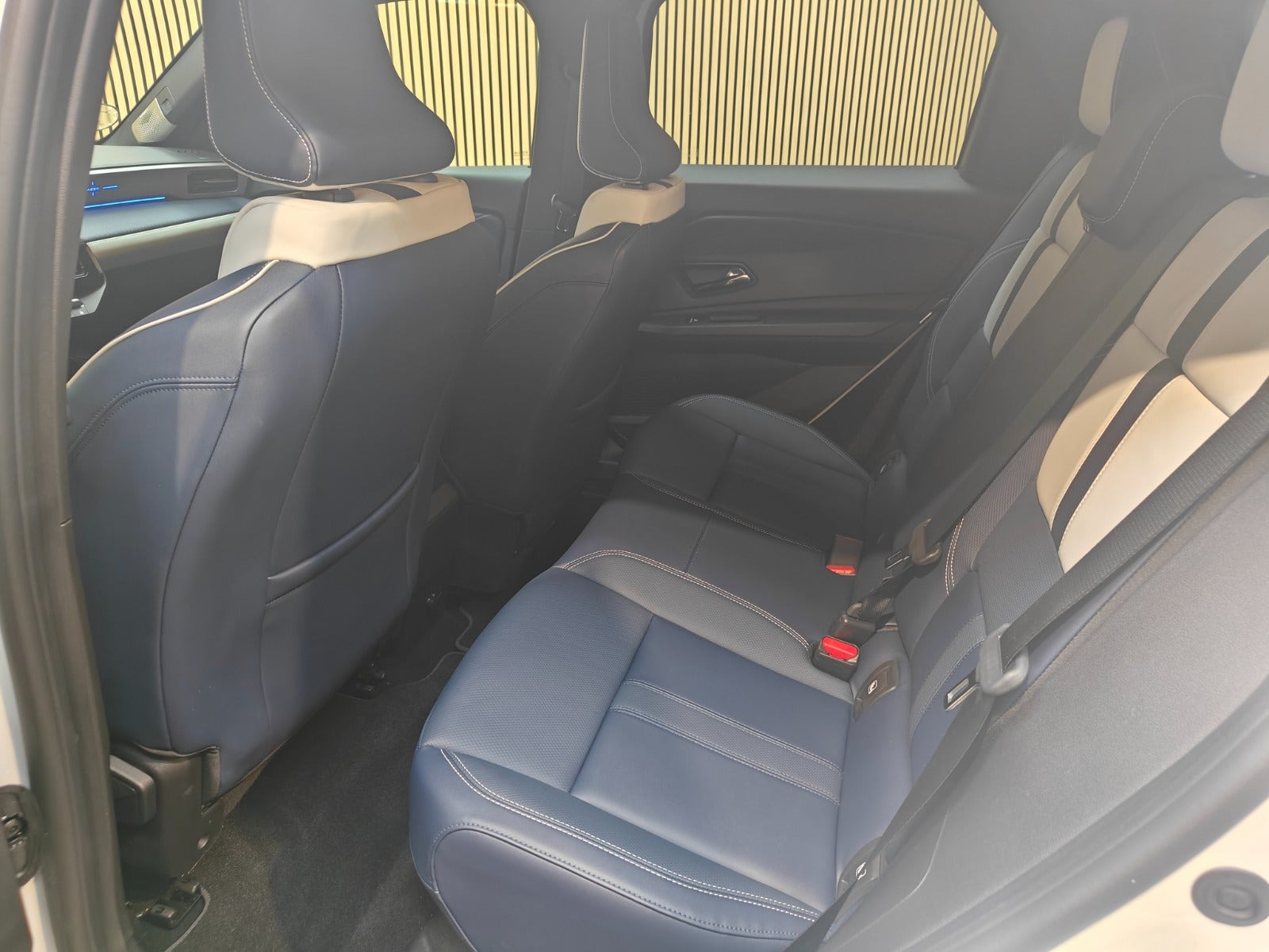 Hvid Alpine A290 fra 2025