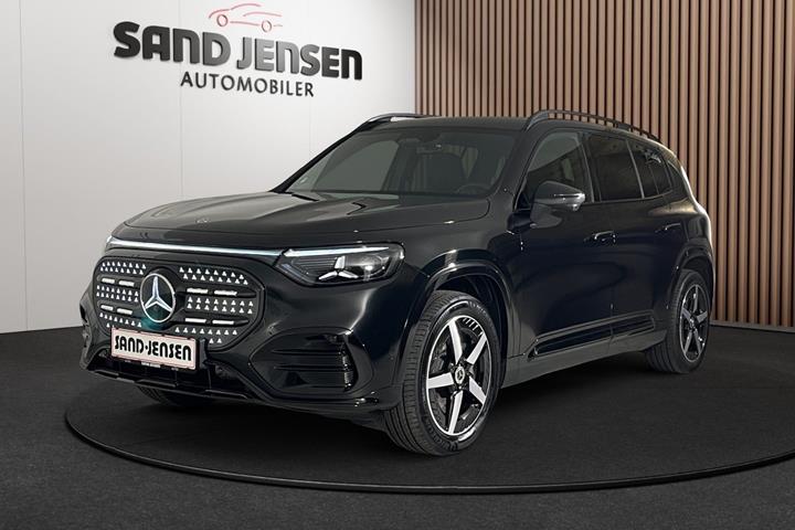 Sort Mercedes GLB250+ fra 2026 set udefra