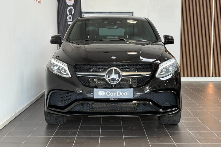 Sort Mercedes GLE63 fra 2015