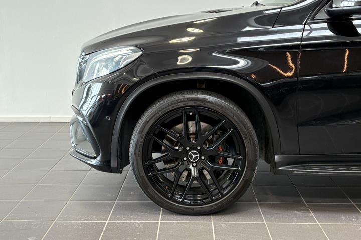 Sort Mercedes GLE63 fra 2015
