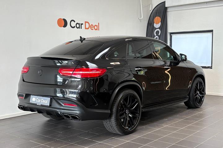 Sort Mercedes GLE63 fra 2015