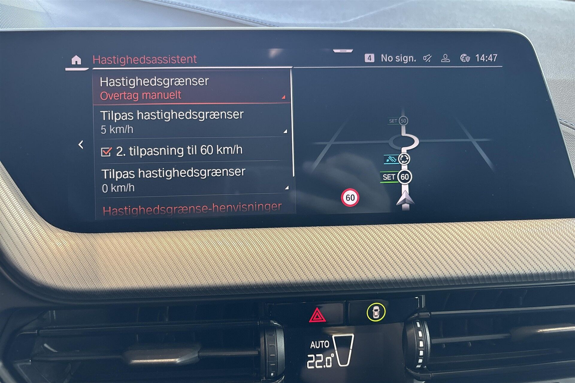 Blå BMW 118i fra 2020