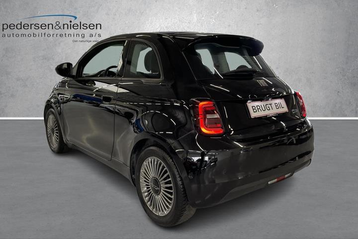 Sort Fiat 500e fra 2023