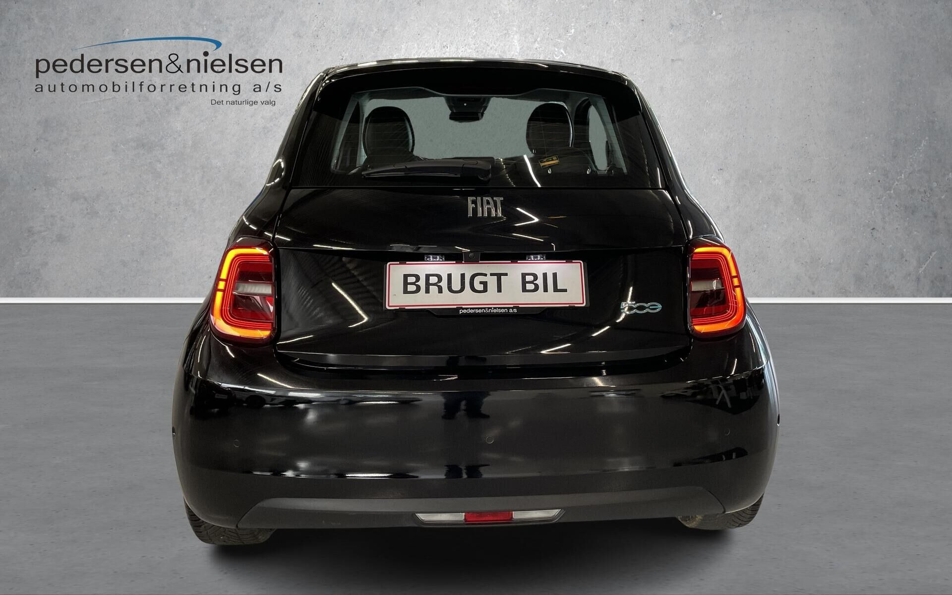 Sort Fiat 500e fra 2023
