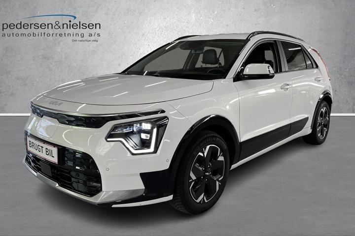 Hvid Kia Niro EV fra 2023