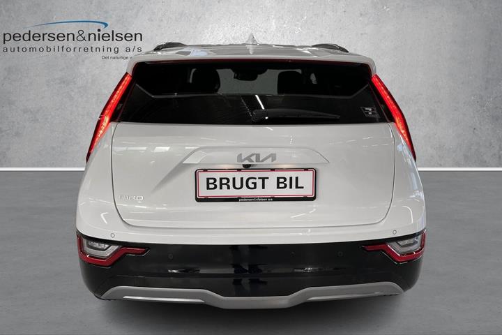 Hvid Kia Niro EV fra 2023