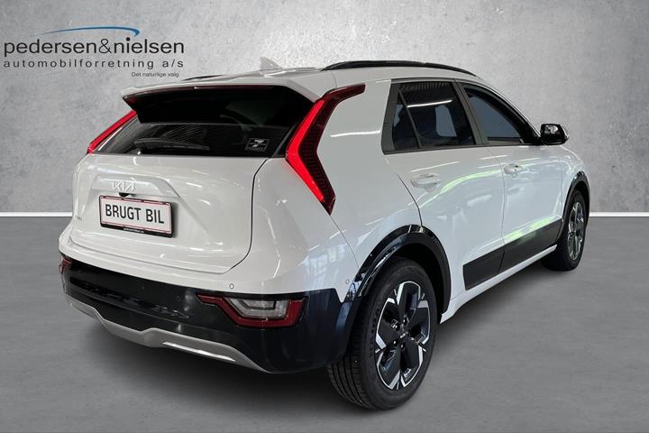 Hvid Kia Niro EV fra 2023