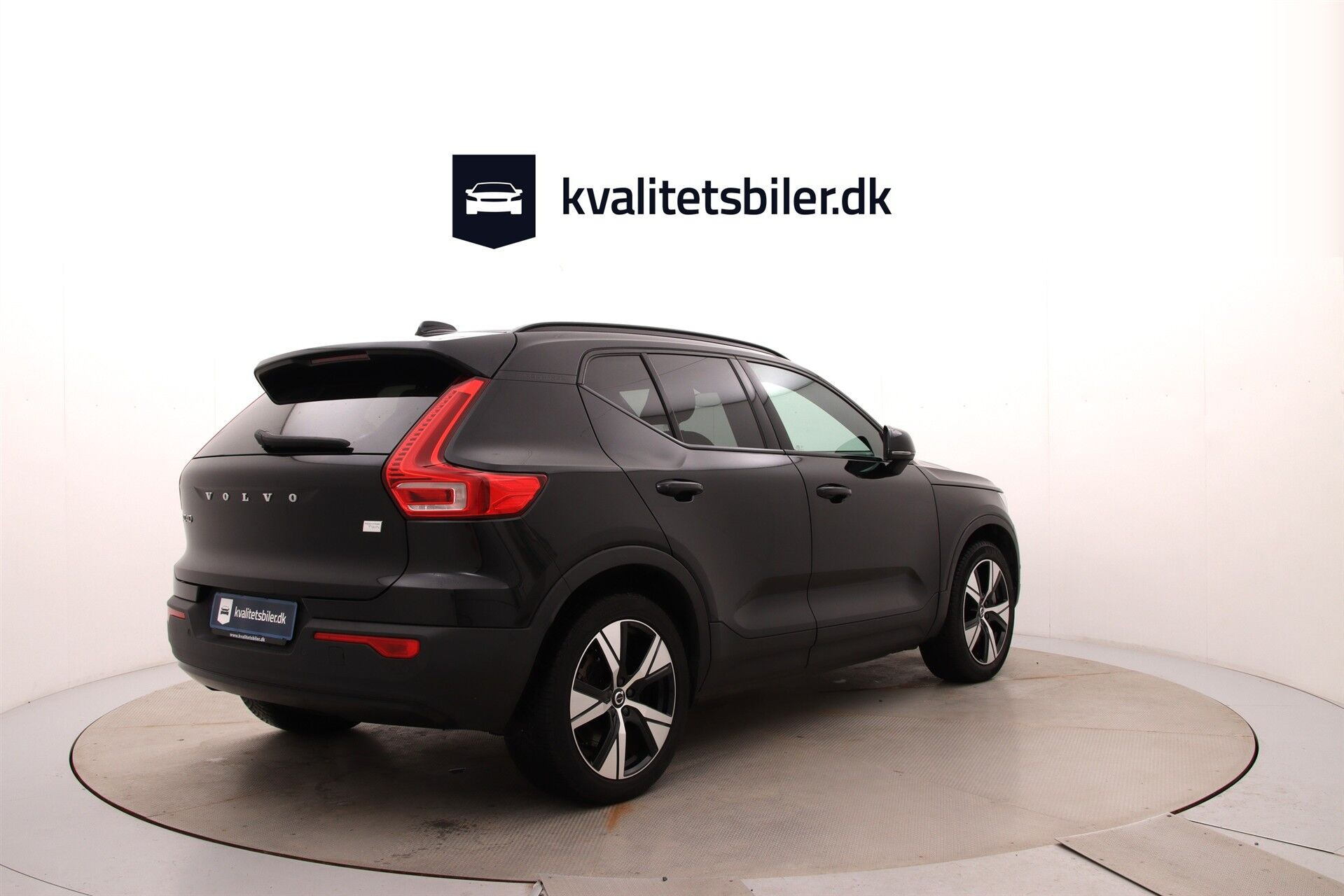 Sort Volvo XC40 fra 2021