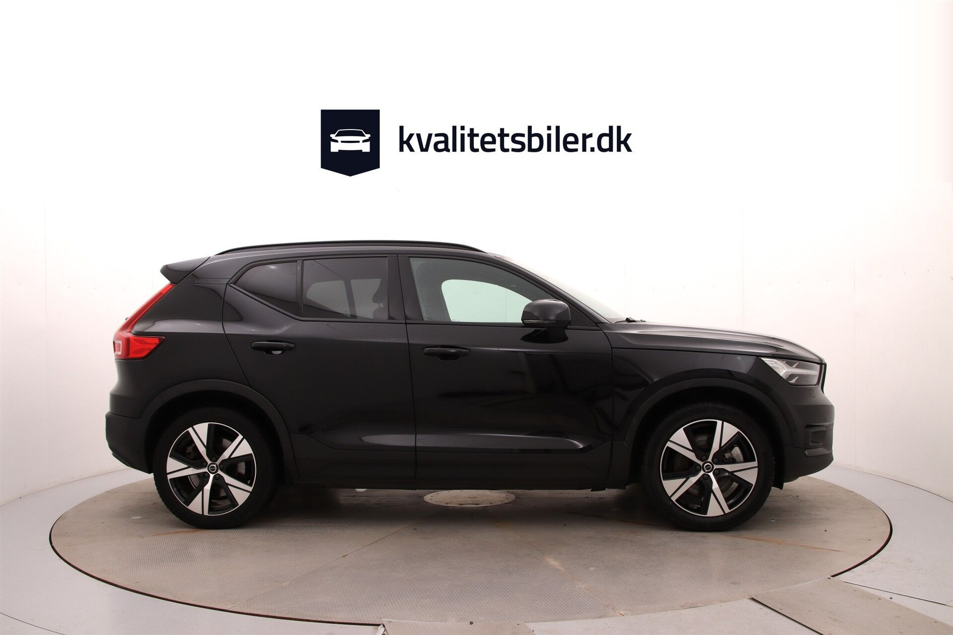 Sort Volvo XC40 fra 2021