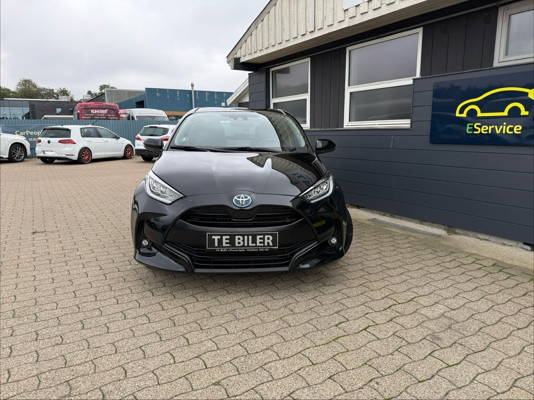 Sort Toyota Yaris fra 2022