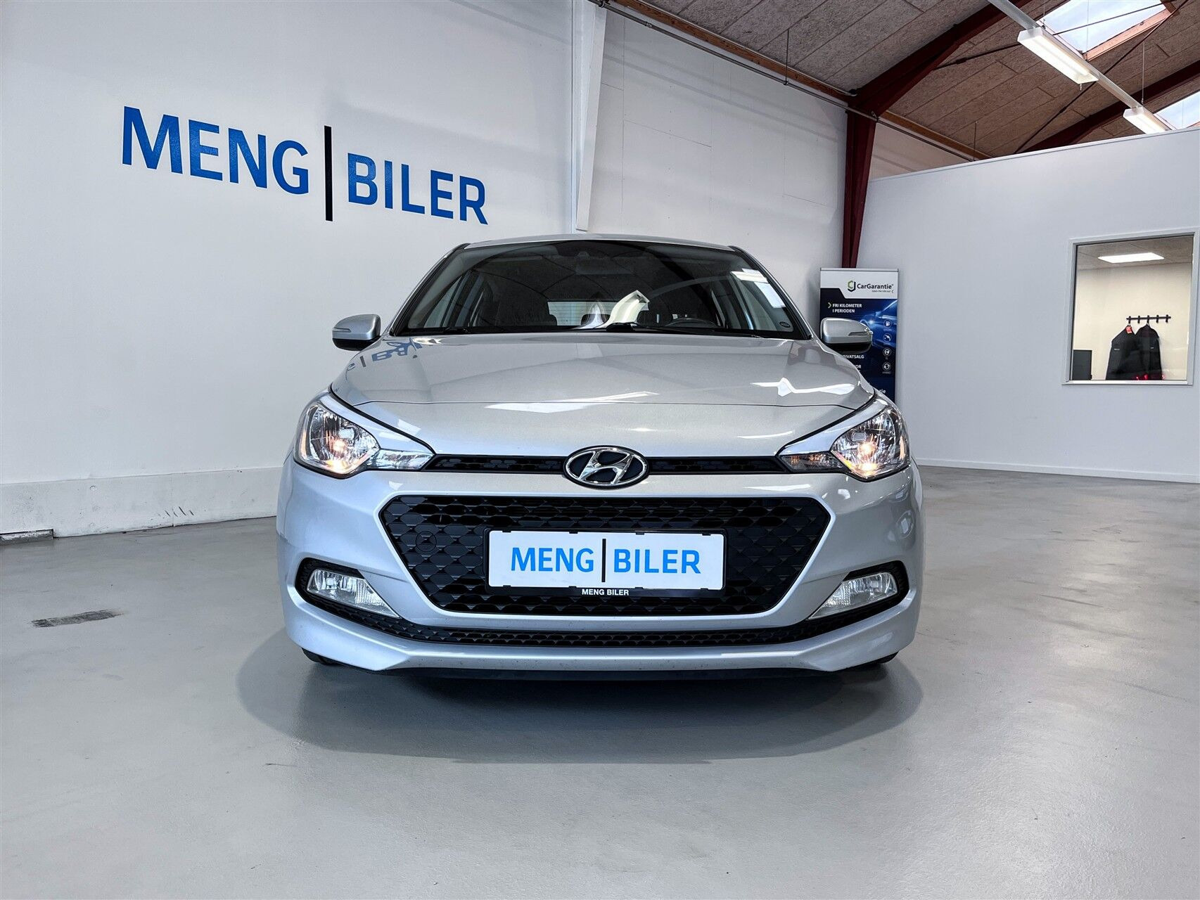 Sølv Hyundai i20 fra 2017
