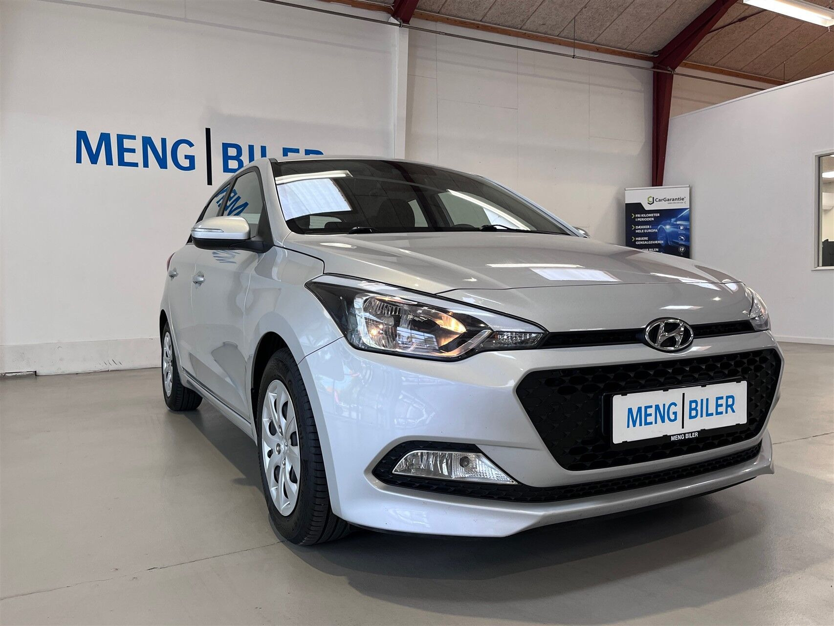 Sølv Hyundai i20 fra 2017