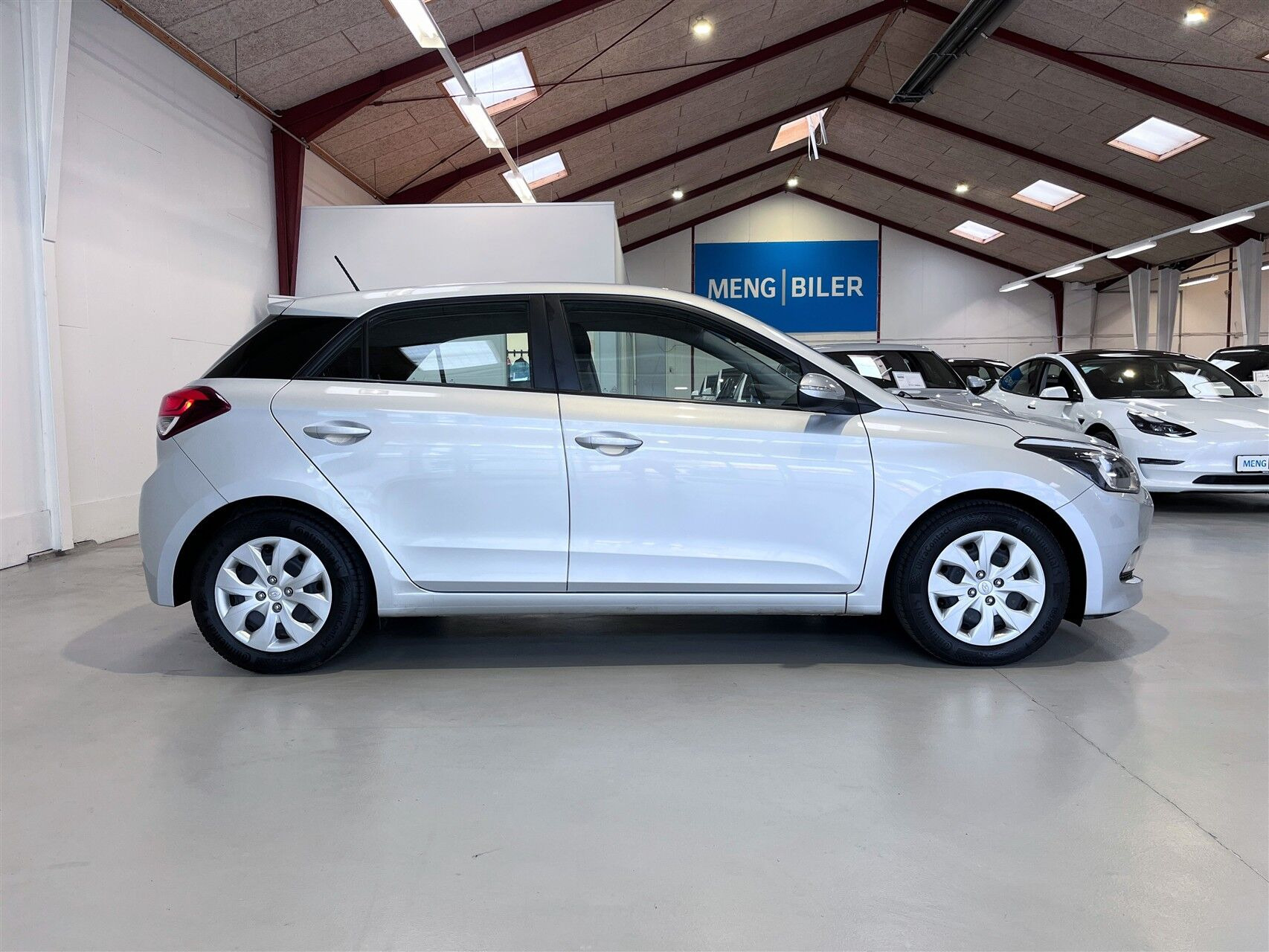Sølv Hyundai i20 fra 2017
