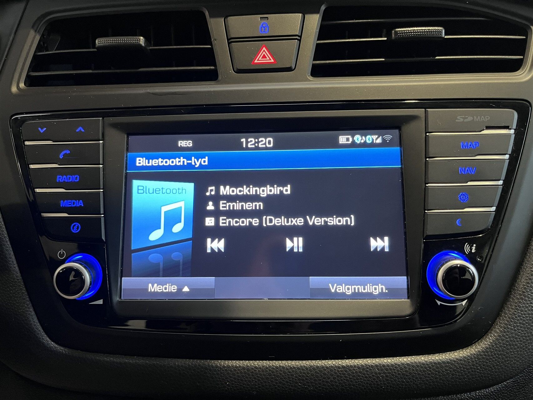 Sølv Hyundai i20 fra 2017