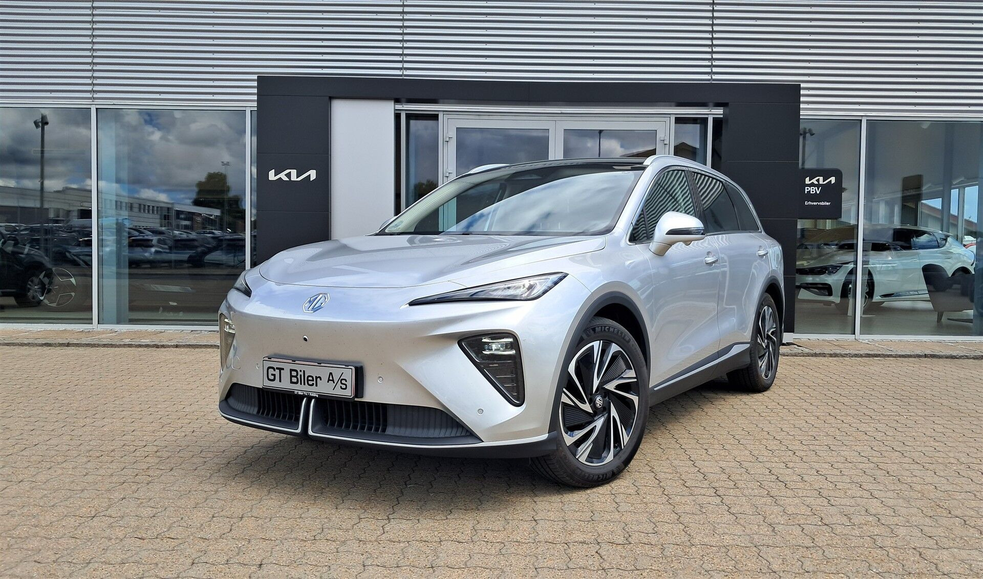 Sølv MG MGS6 fra 2026