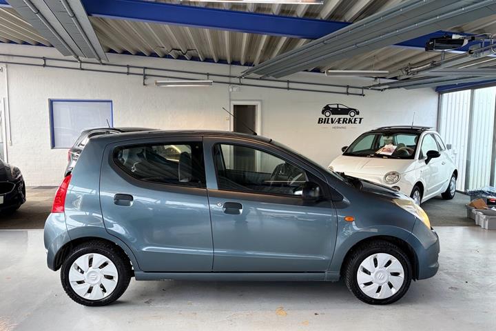 undefined Suzuki Alto fra 2010