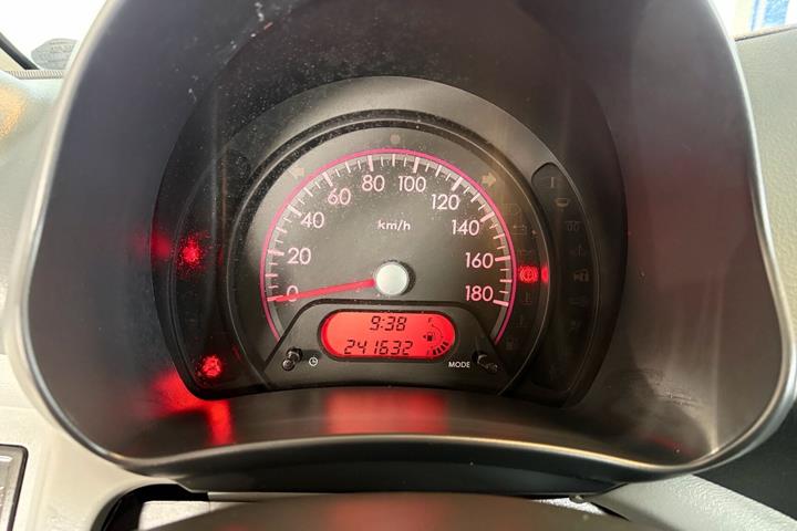 undefined Suzuki Alto fra 2010