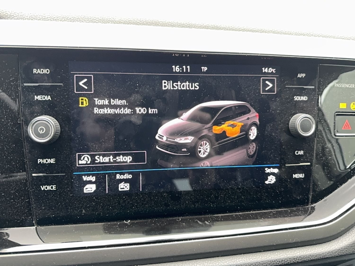 Sølv VW Polo fra 2019