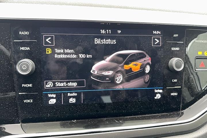 Sølv VW Polo fra 2019