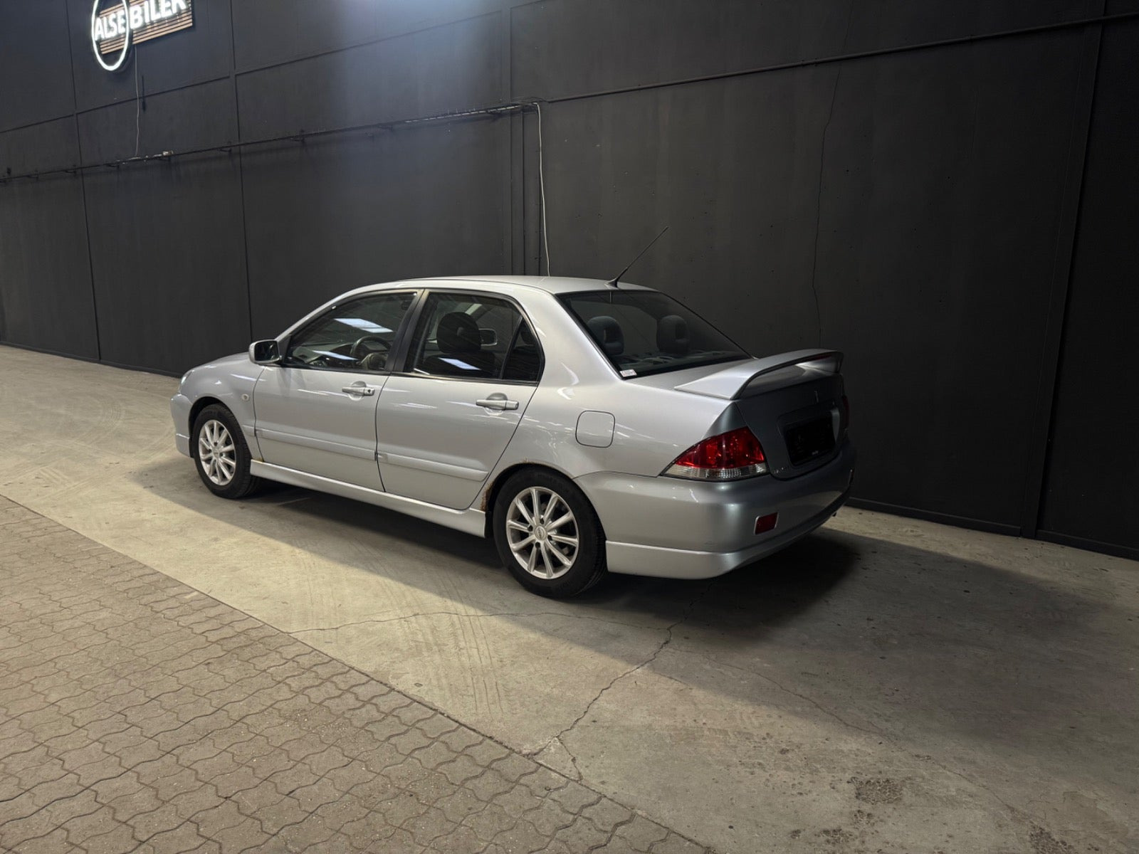 undefined Mitsubishi Lancer fra 2006 set udefra
