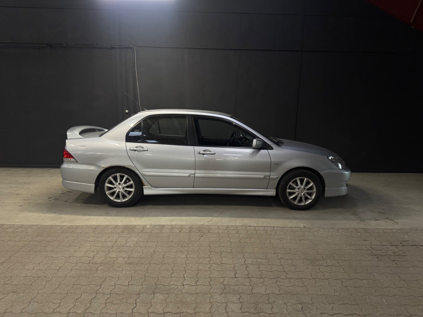 undefined Mitsubishi Lancer fra 2006 set udefra