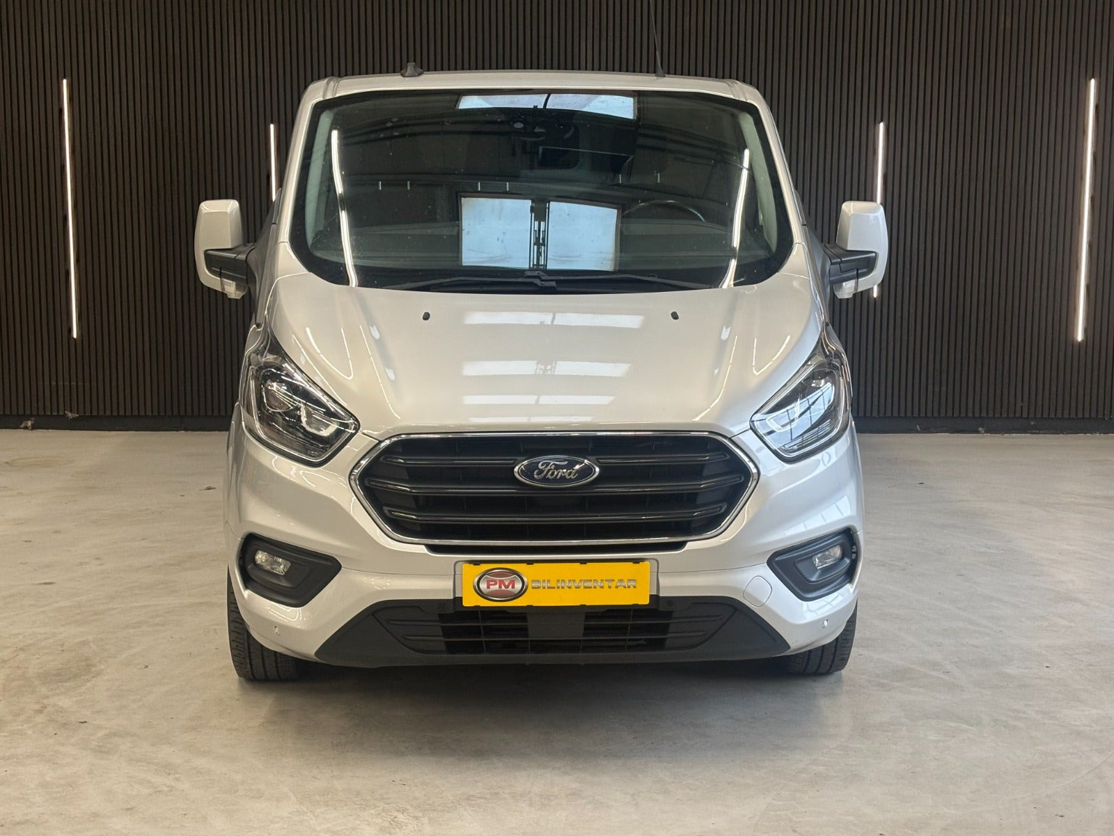 Gul Ford Transit Custom 340 L2 fra 2023