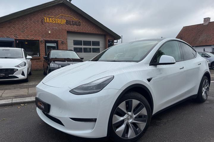 undefined Tesla Model Y fra 2021