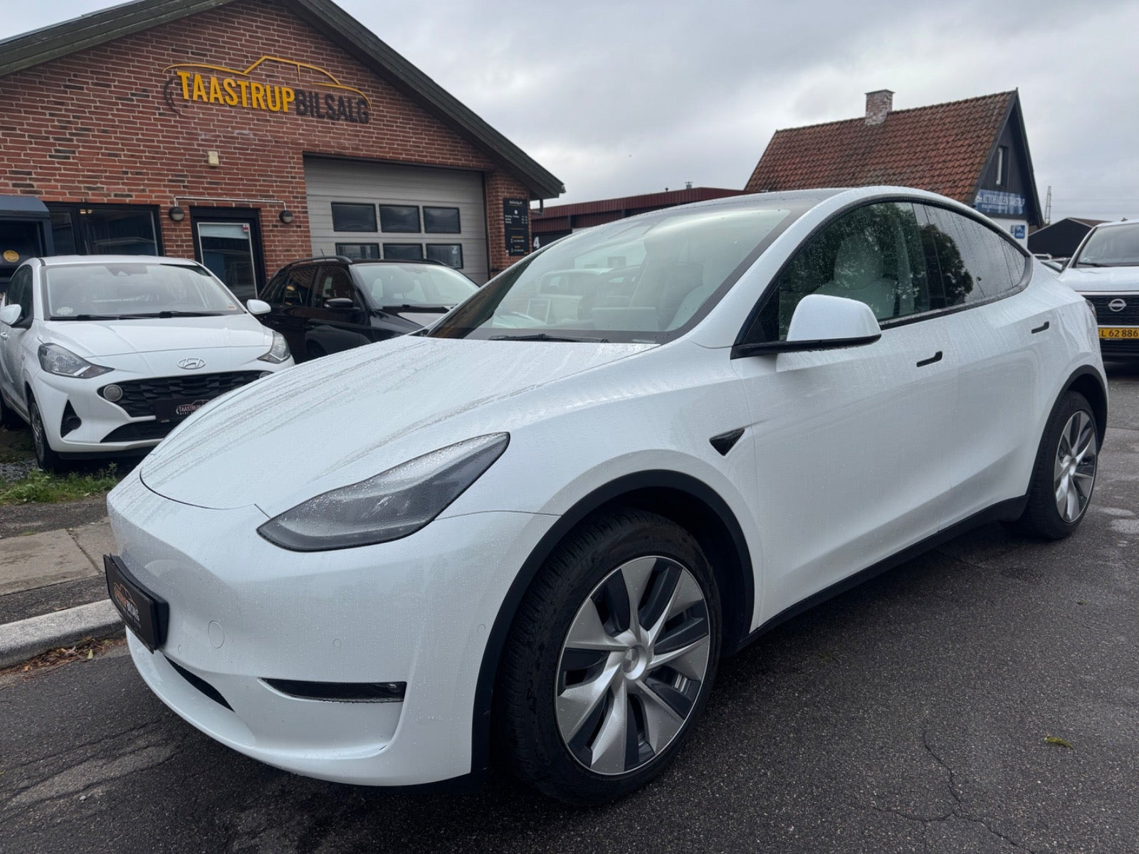 undefined Tesla Model Y fra 2021