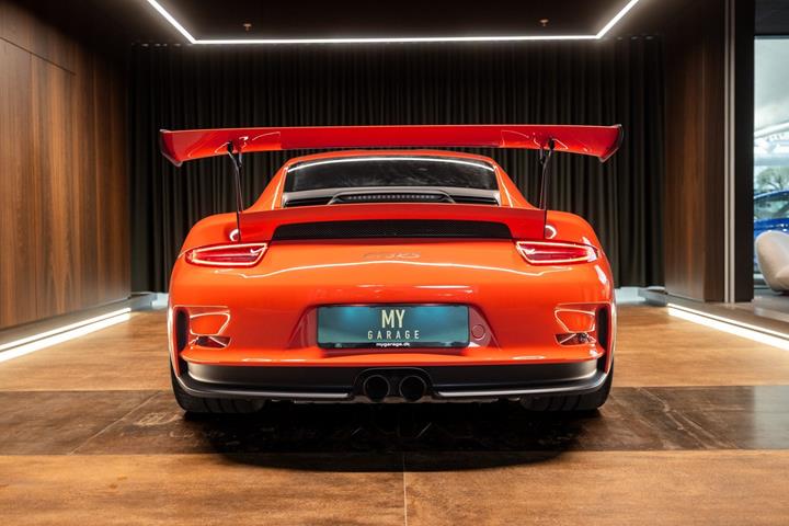 Orange Porsche 911 GT3 RS fra 2016