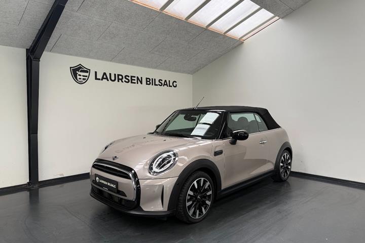 Brun Mini Cooper fra 2022