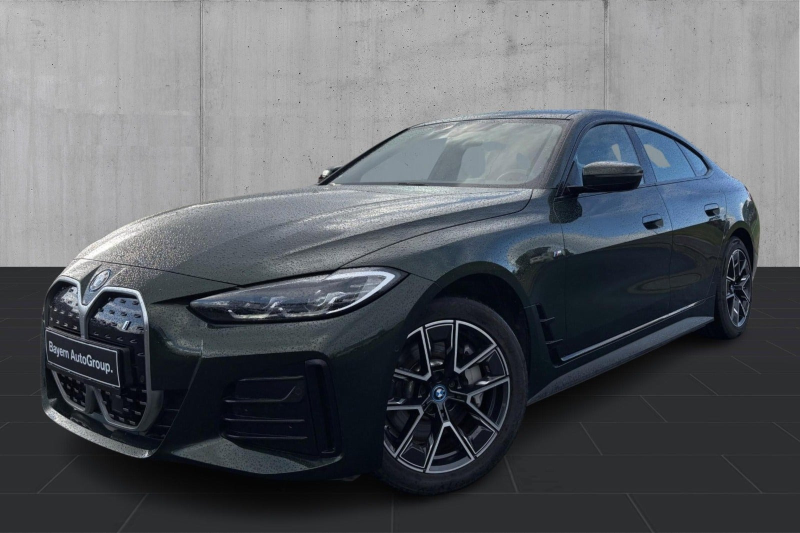 BMW i4 eDrive35