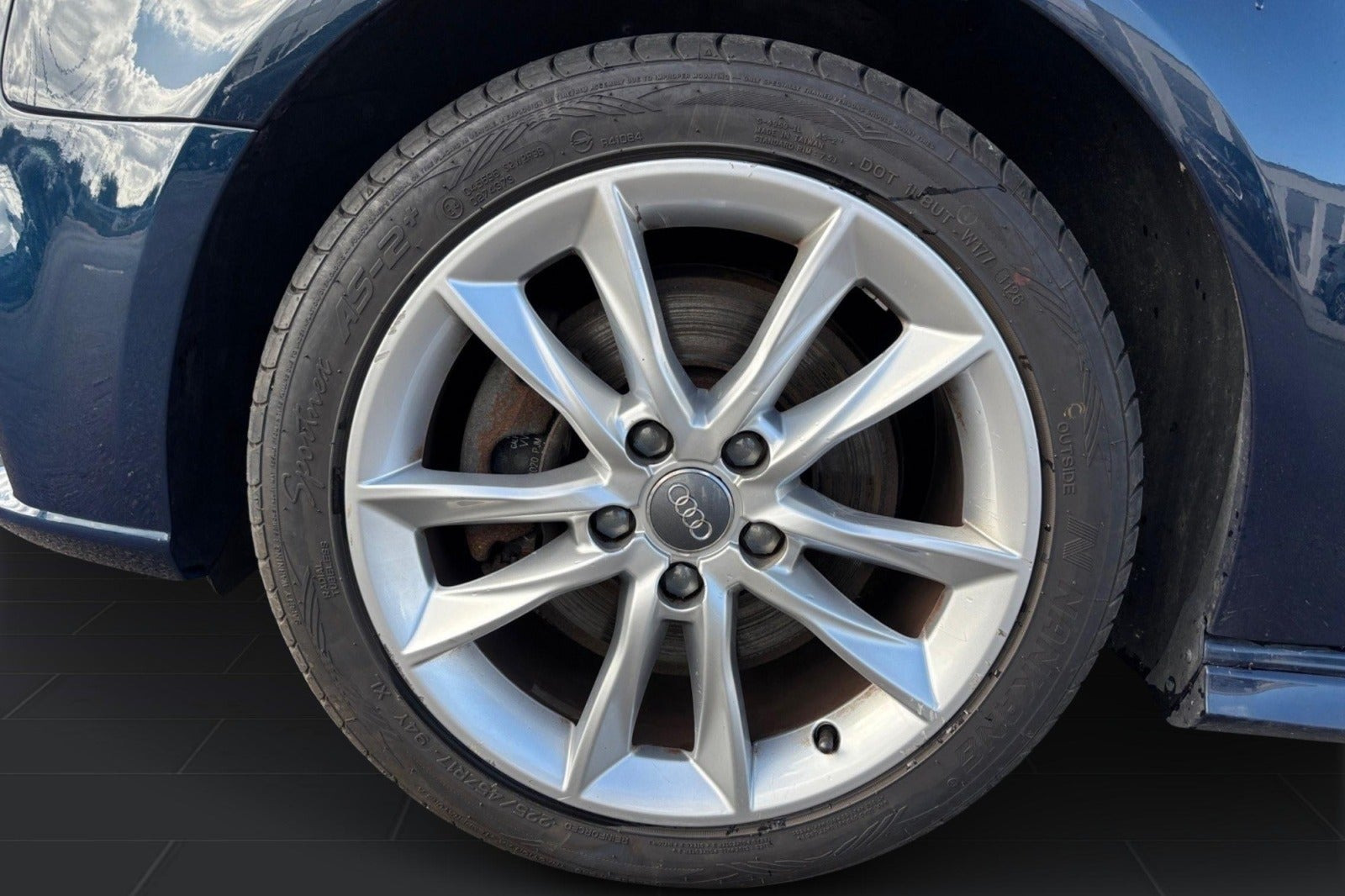 Blå Audi A3 fra 2017
