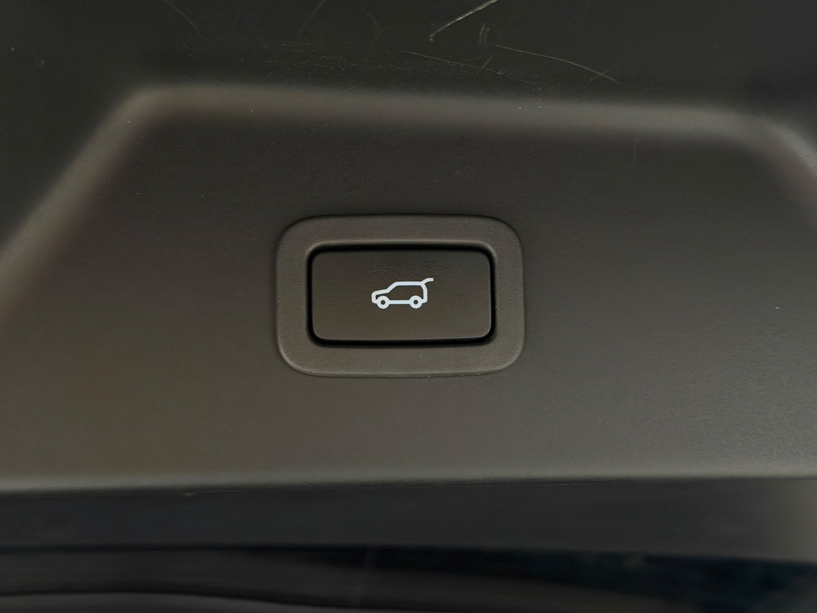 Grå Land Rover Range Rover fra 2018