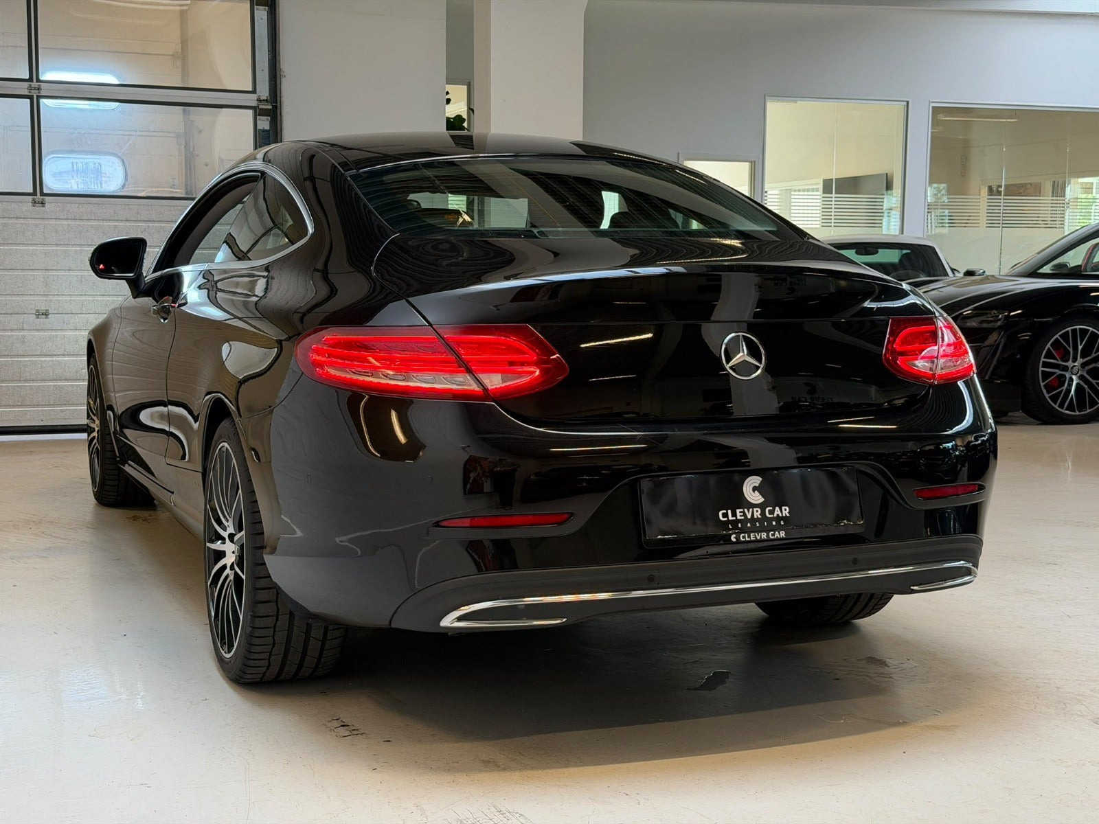 Sort Mercedes C220 d fra 2017