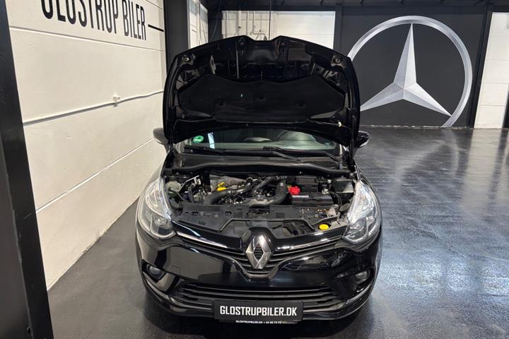 Sort Renault Clio IV fra 2019