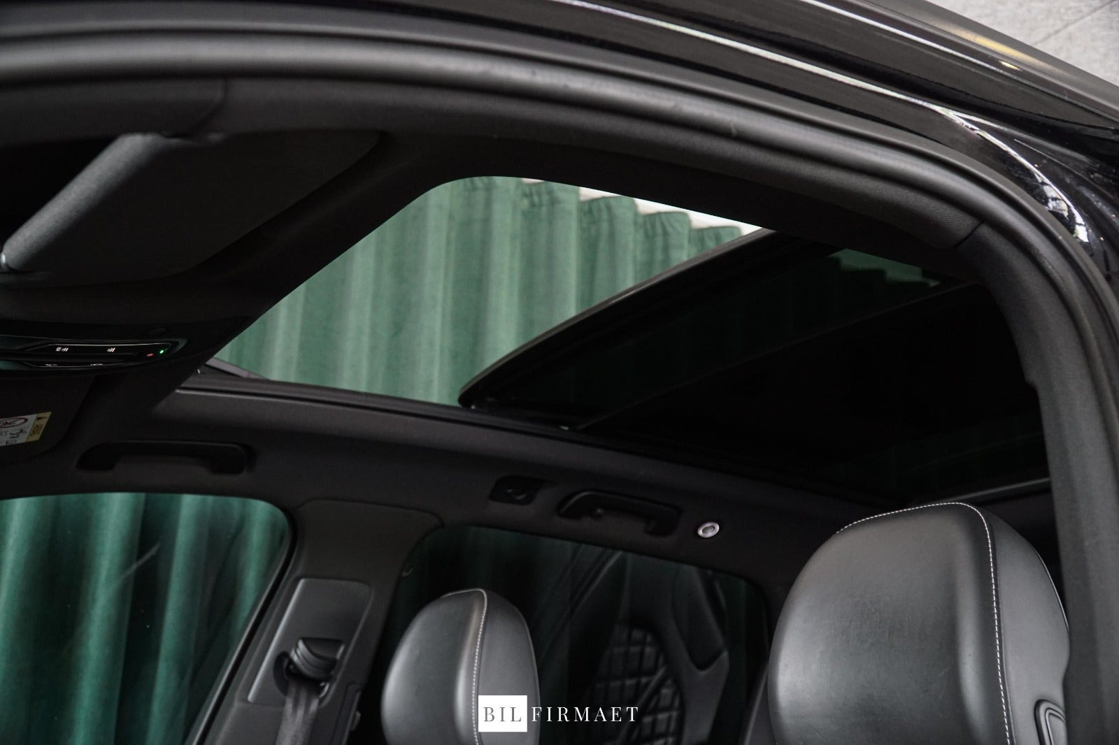 Sort Audi Q7 fra 2017