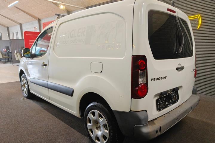 undefined Peugeot Partner fra 2015