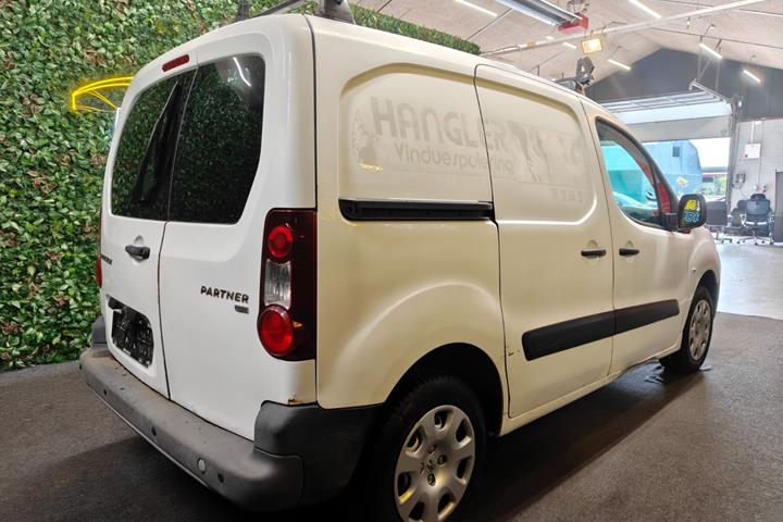 undefined Peugeot Partner fra 2015